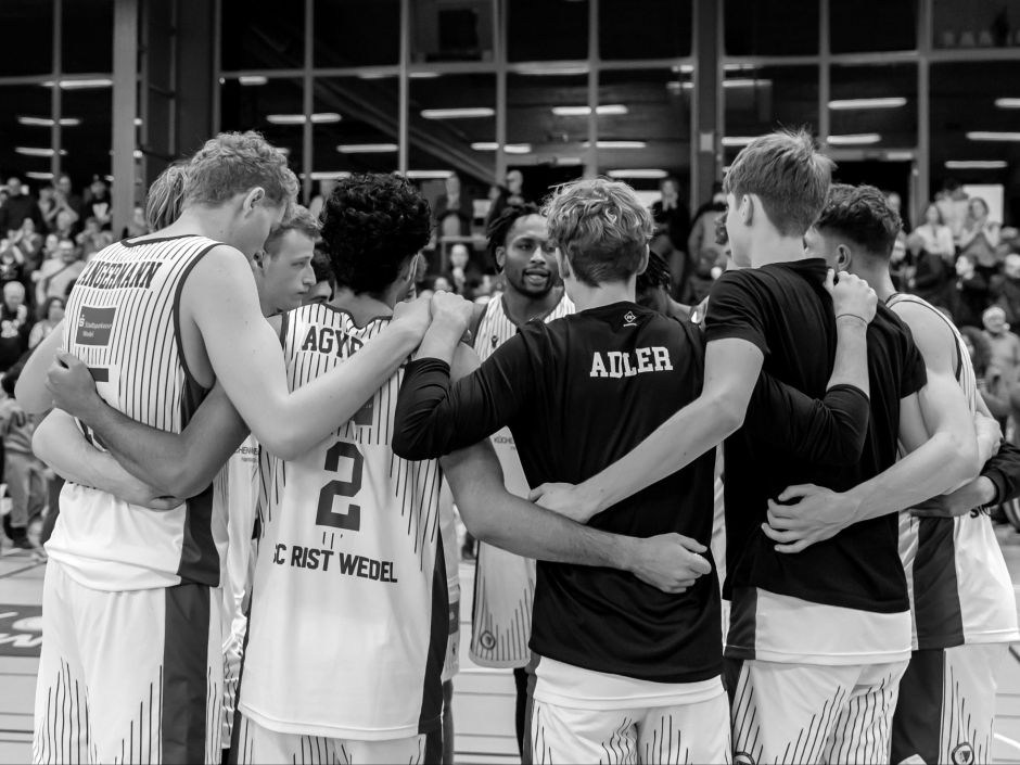 Spiel Eins im Play-Off-Achtelfinale mit weiter Anreise